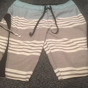 O’Neill Striped Boardshorts Size 31